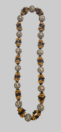 Collier personnalisé en motif de la fleur de Tiaré.
