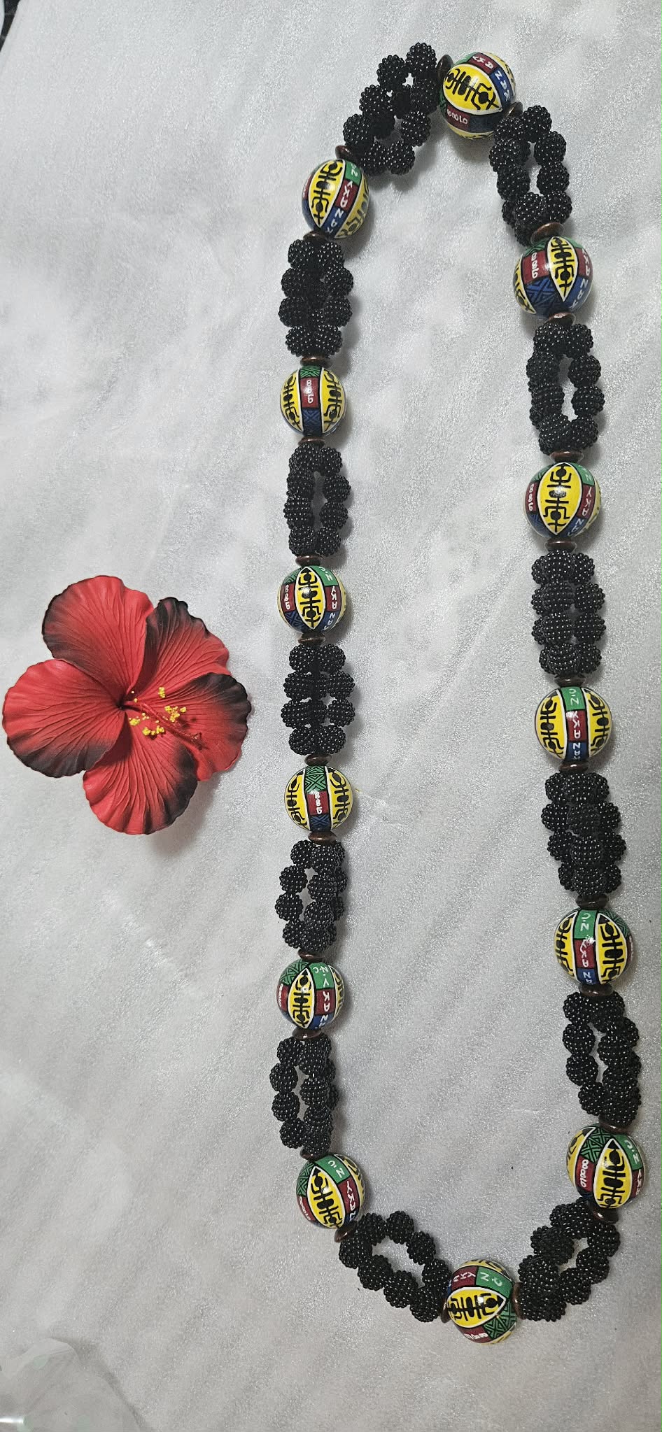 Collier Personnalisé Style Kanaky – Perles Bois Drapeau Kanaky.