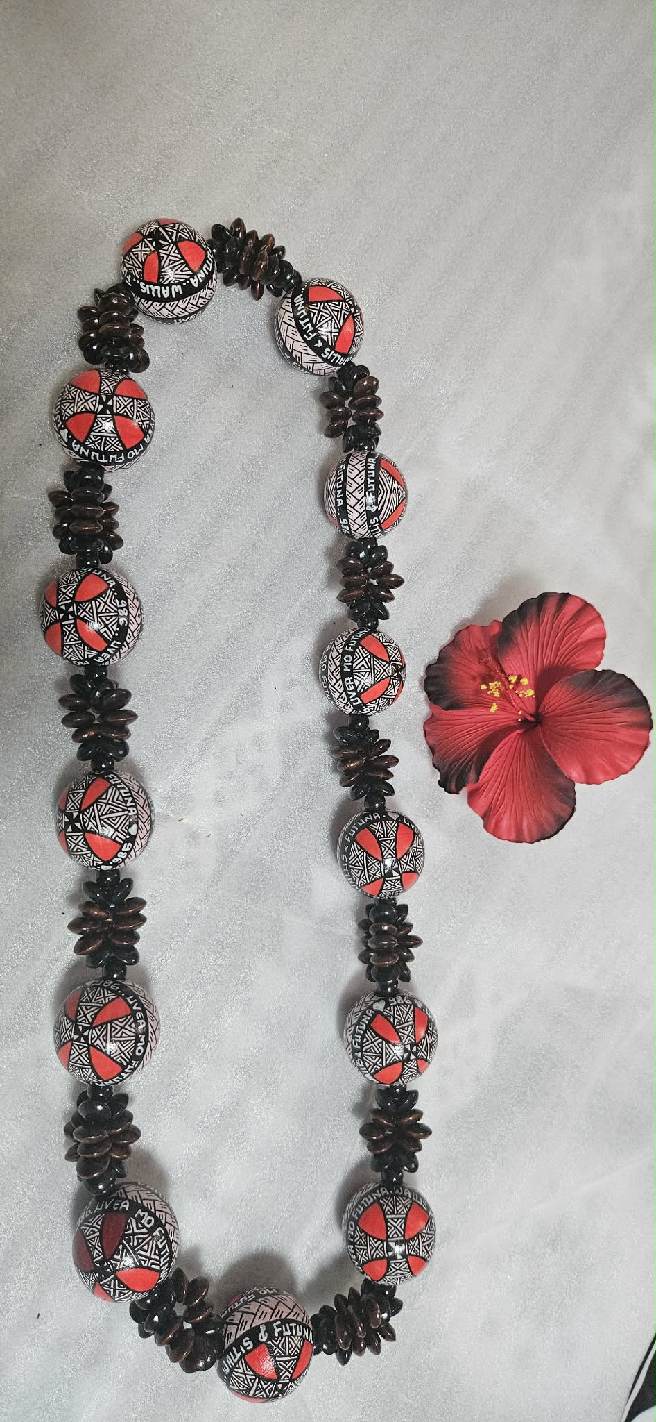 Collier Perles Bois Style Wallis-et-Futuna – Bijou Artisanal
